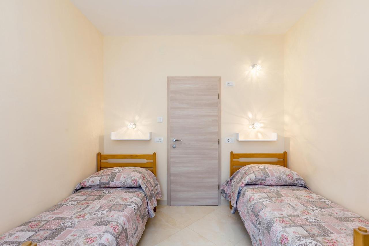 Apartman Vesna マリンスカ エクステリア 写真